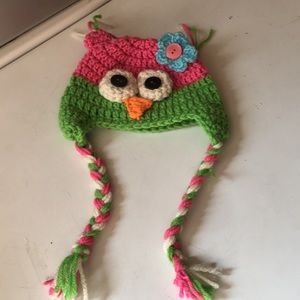 Newborn crocheted owl hat baby girl